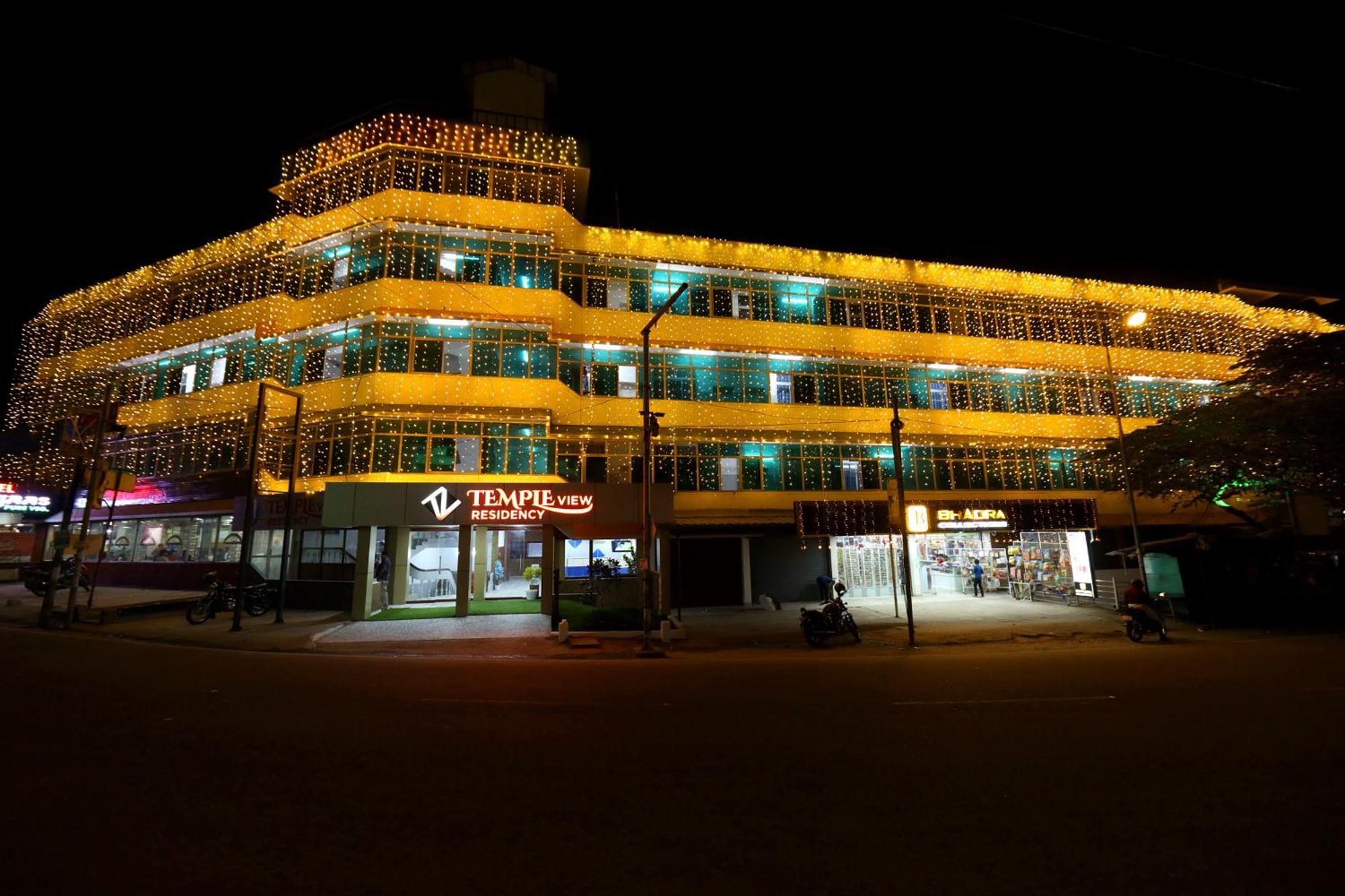 Temple View Residency Hotel Chottanikara Exterior photo