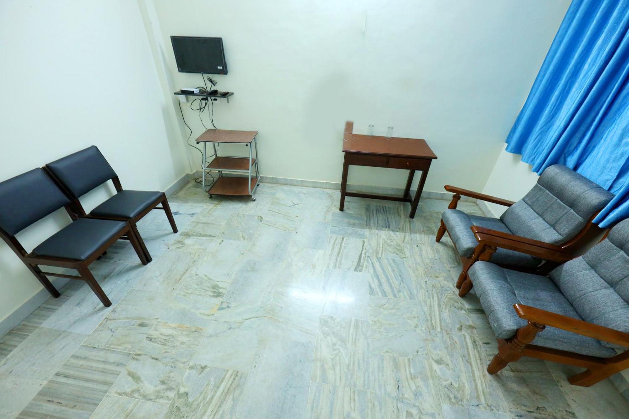 Temple View Residency Hotel Chottanikara Exterior photo